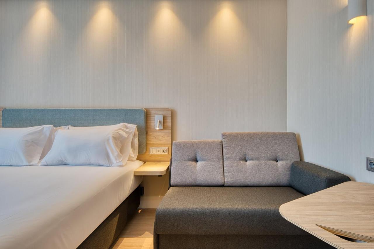 Hotel Holiday Express - - Airport By Ihg Madrid
